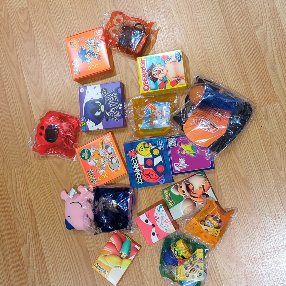 🎁 Collection of McDonald's Toys